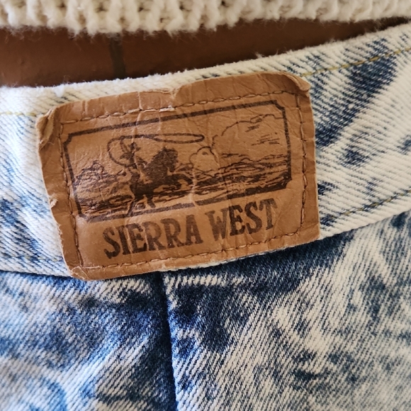 Sierra West Vintage 80's Acid Wash Denim Pencil Skirt With Front Slit - Picture 3 of 11